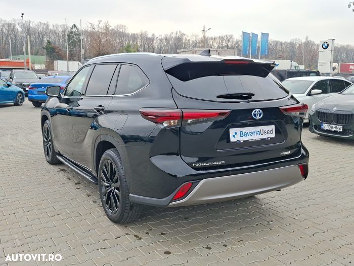 Toyota Highlander 2.5 L Hybrid Dynamic Force 248CP Luxury Metallic - 4