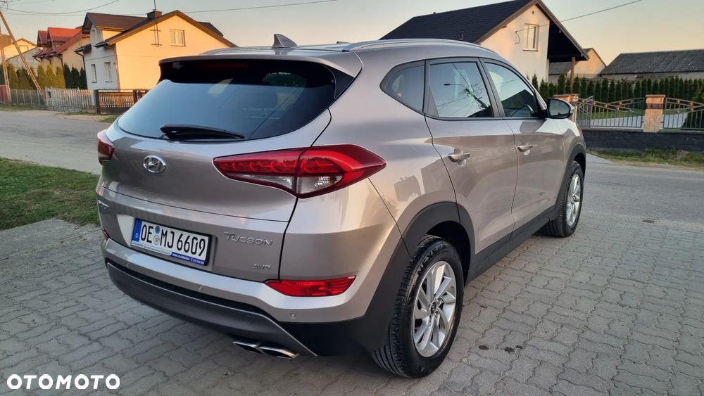 Hyundai Tucson 2.0 CRDi 4WD Automatik Passion Plus - 6
