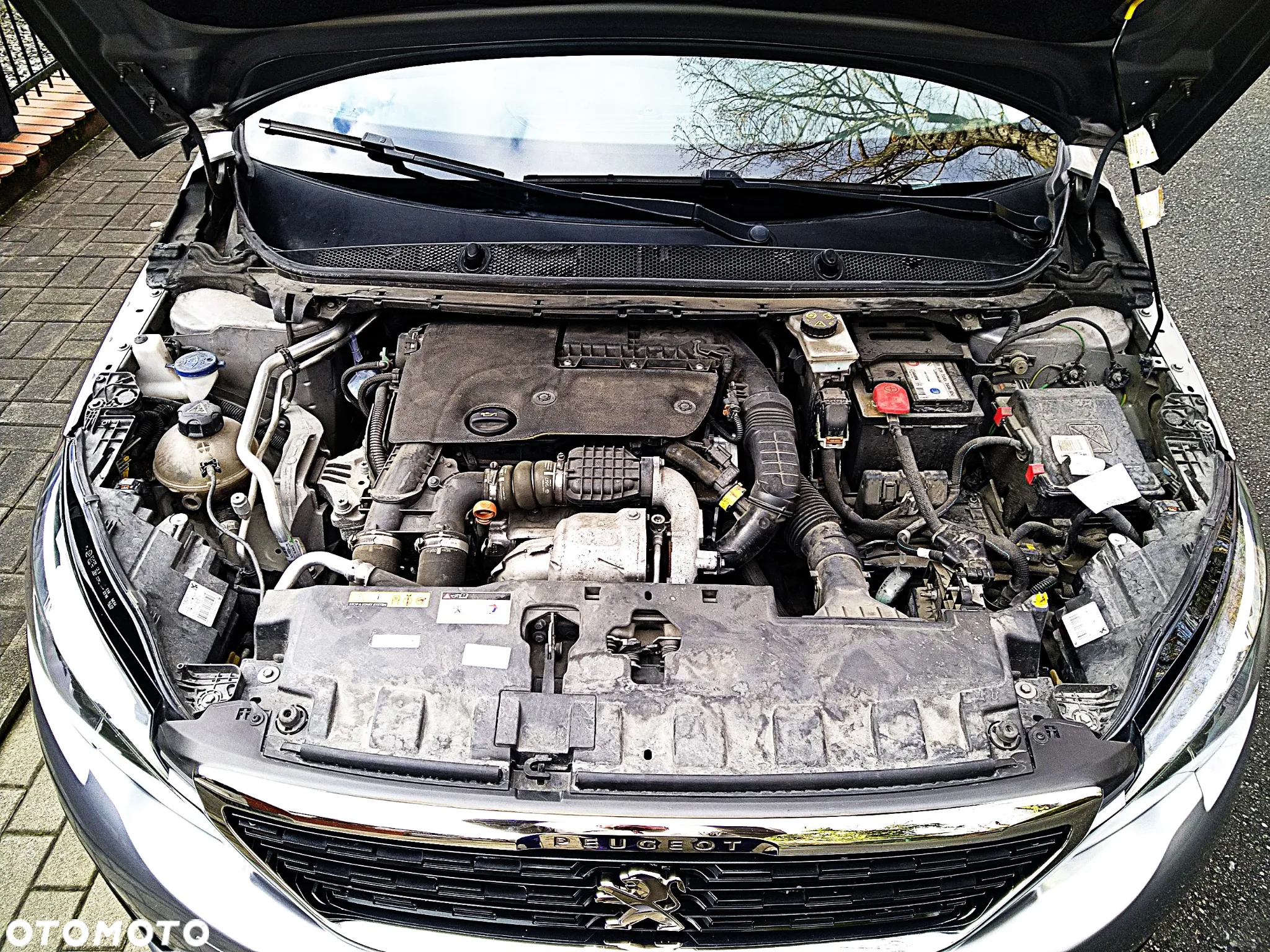 Peugeot 308 SW 1.6 BlueHDi Allure S&S - 37