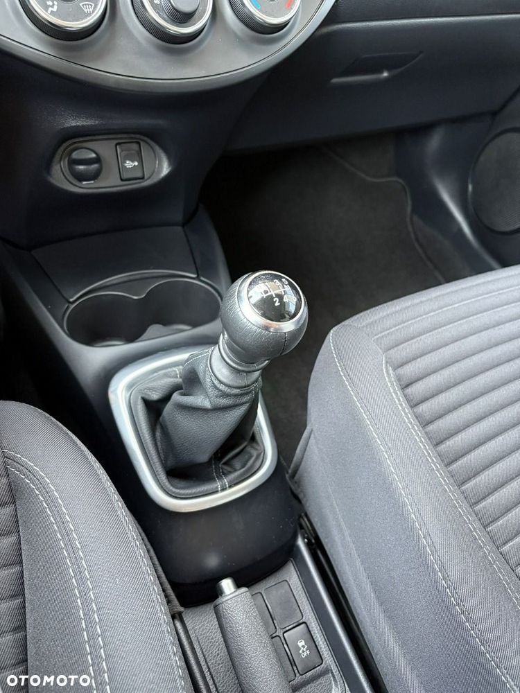 Toyota Yaris - 28