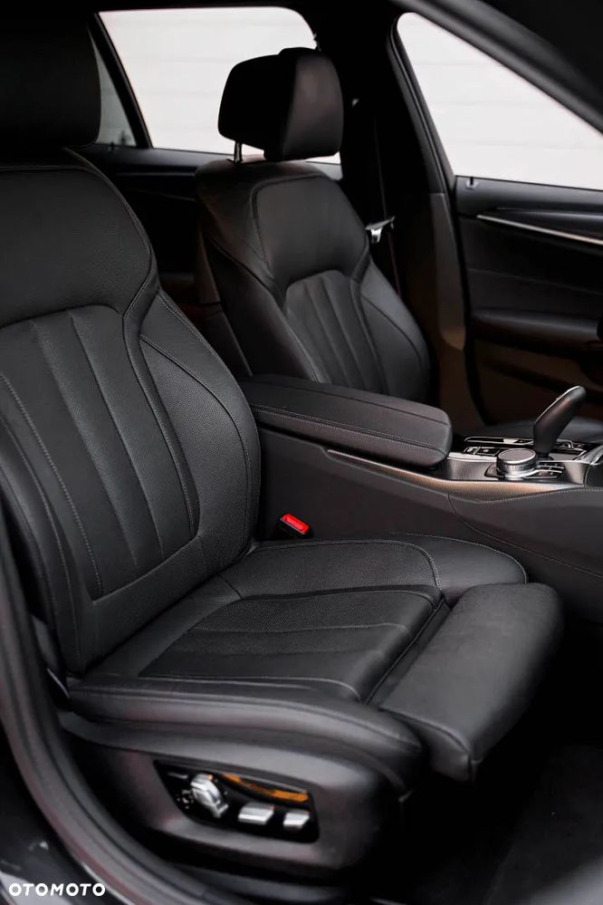 BMW Seria 5 - 19