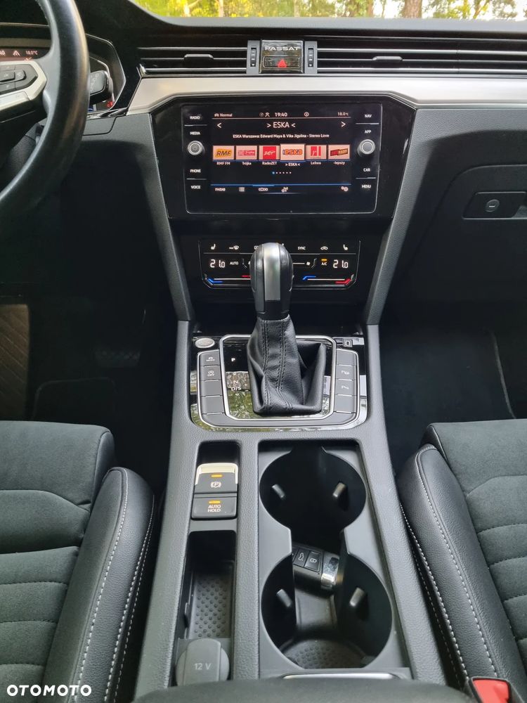 Volkswagen Passat 2.0 TDI 4Mot Elegance DSG - 14