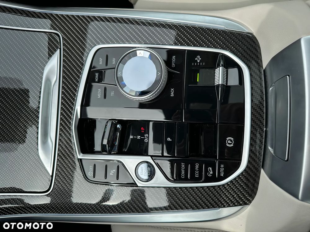 BMW X7 M60i xDrive mHEV sport - 21