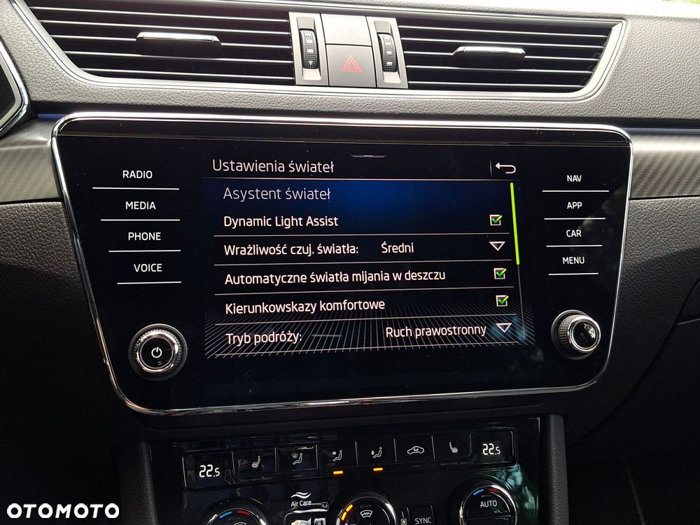 Skoda Superb 2.0 TDI SCR 4x4 Sportline DSG - 35