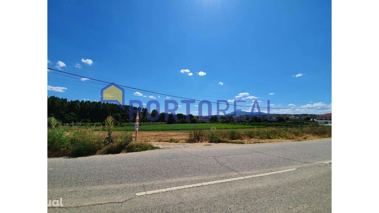 Terreno à Zona Industrial Mirandela - Grande imagem: 3/6