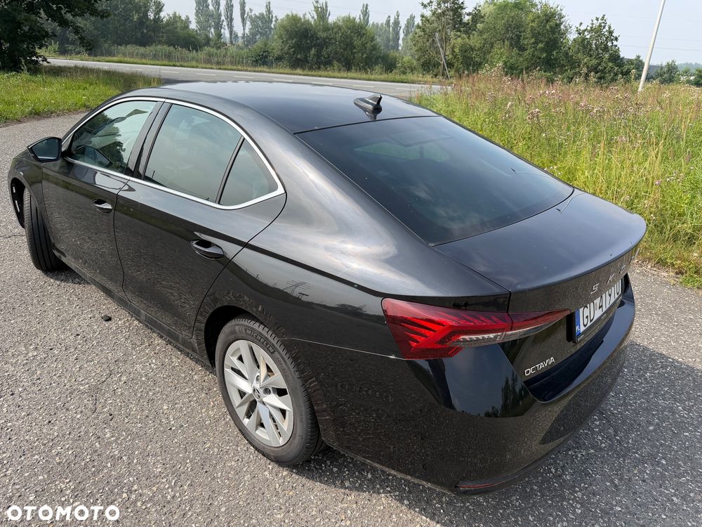 Skoda Octavia 2.0 TDI Selection - 9