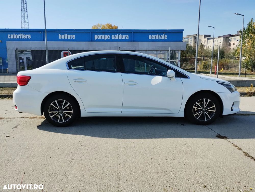 Toyota Avensis 2.0 D-4D Elegance - 7