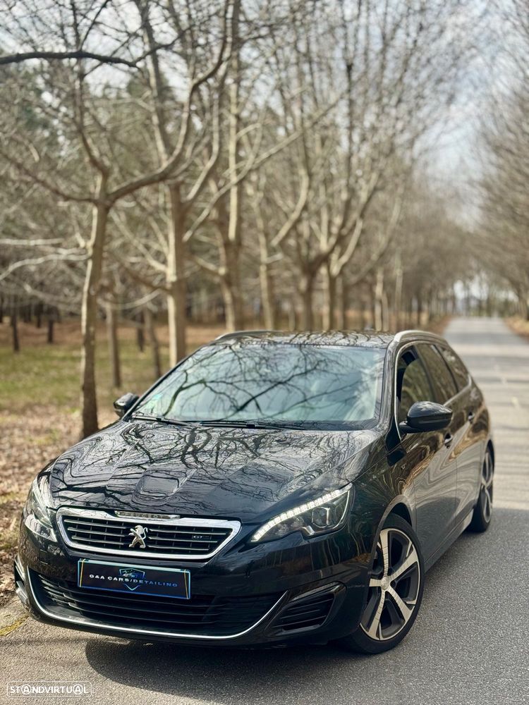 Peugeot 308 - 1