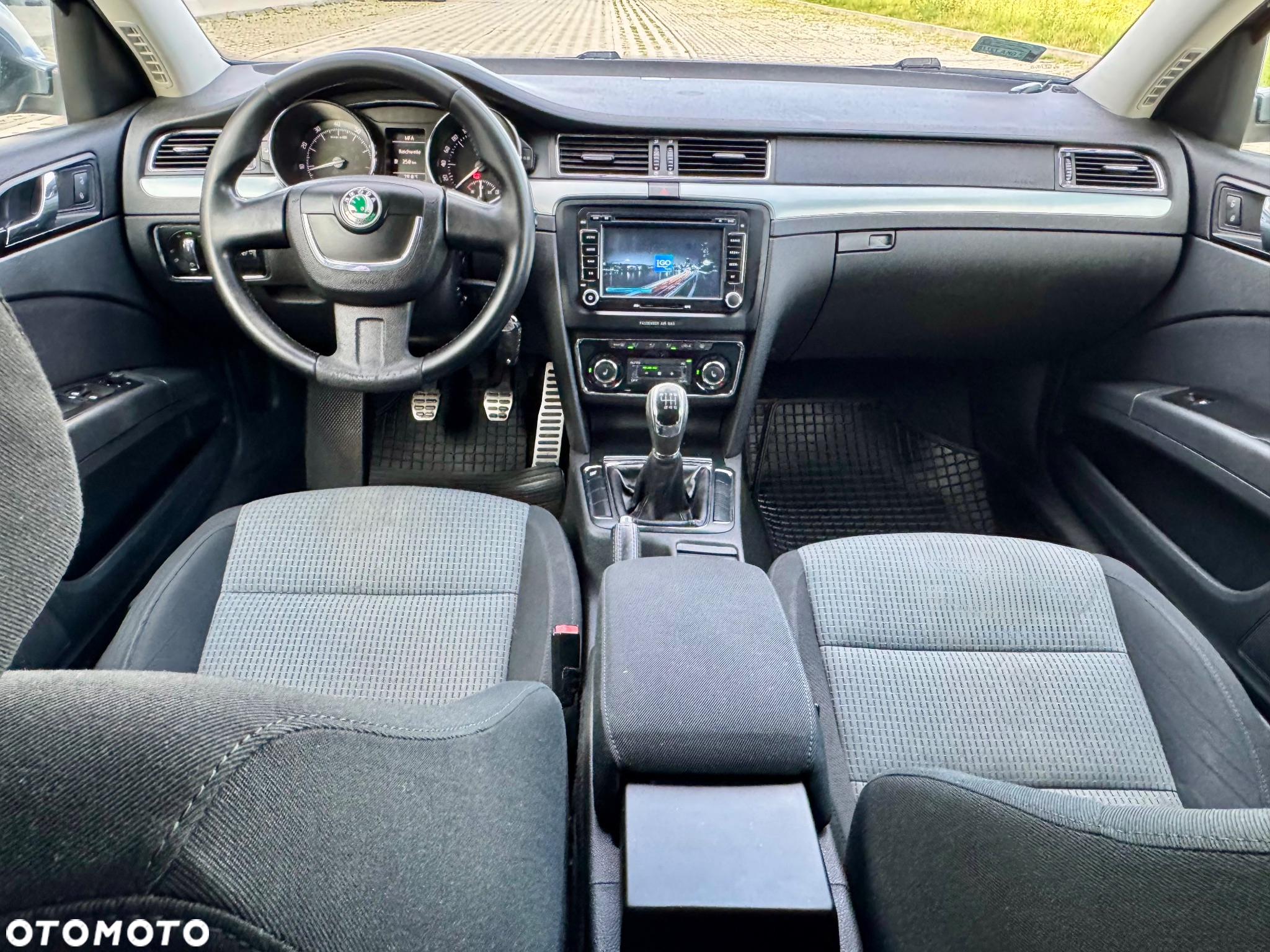 Skoda Superb 1.8 TSI Comfort - 13