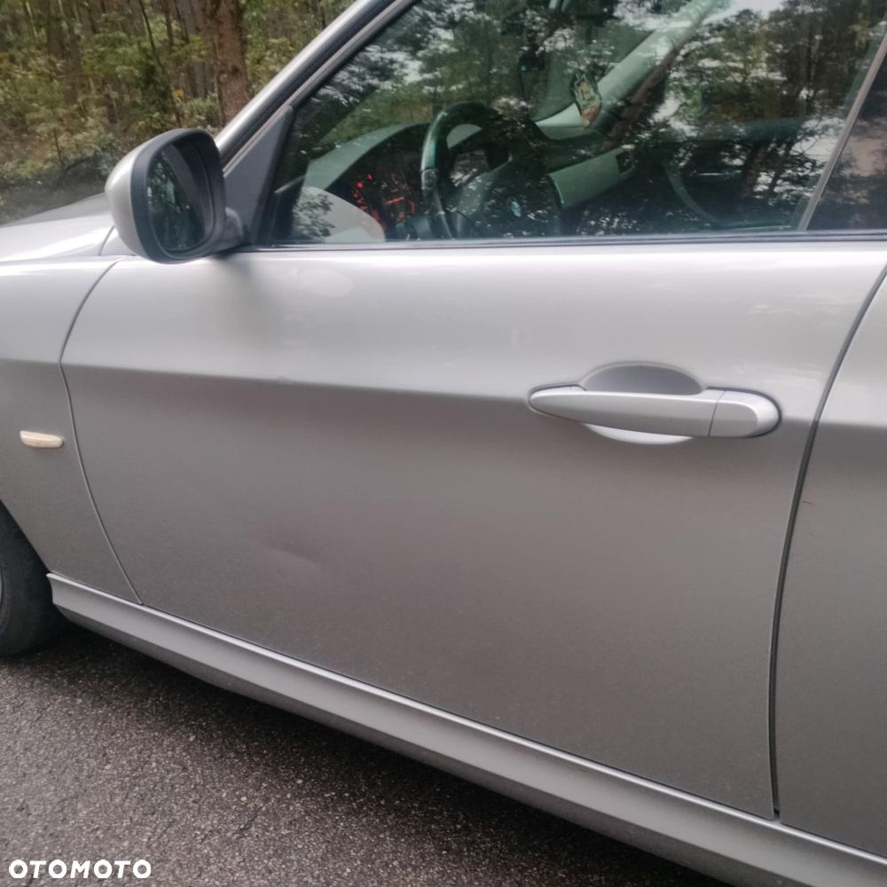 BMW Seria 3 316d - 11