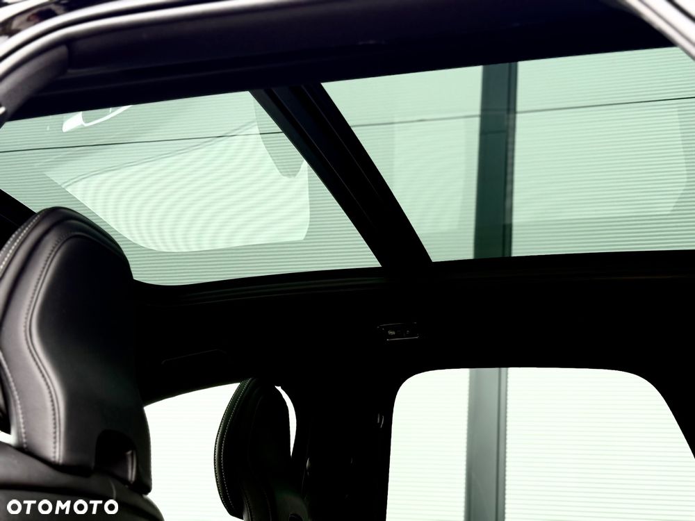 Volvo XC 60 D4 R-Design - 24