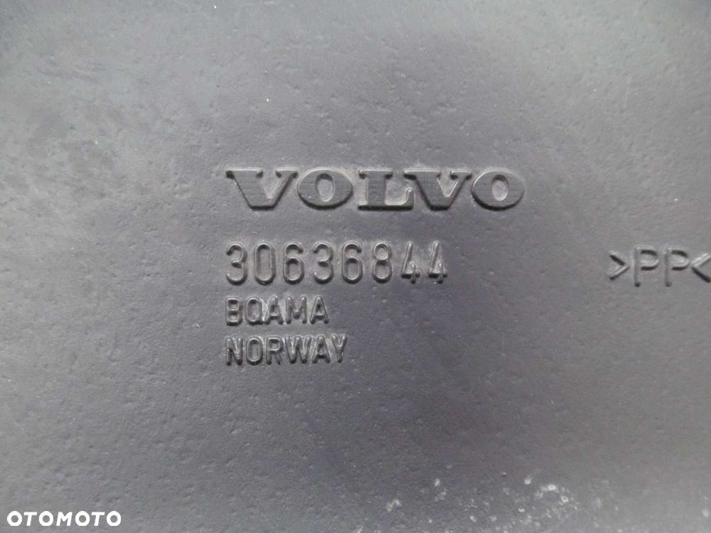 VOLVO XC90 2.4 D5 RURA DOLOT POWIETRZA 30636844 02-14 - 4
