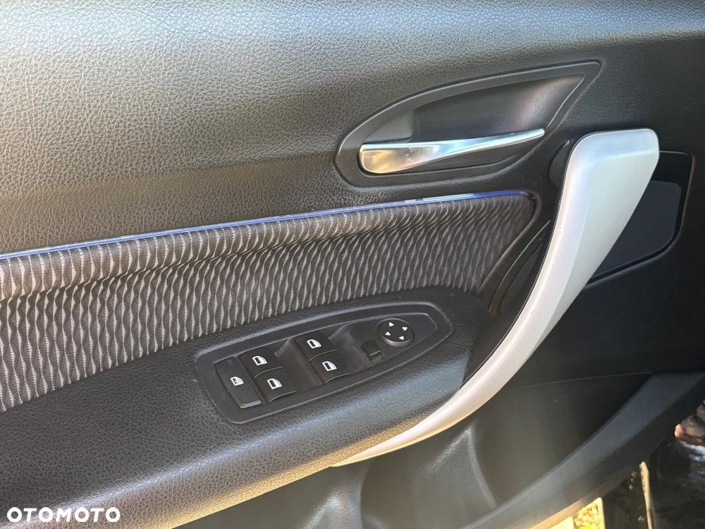 BMW Seria 1 116d DPF Edition Lifestyle - 17
