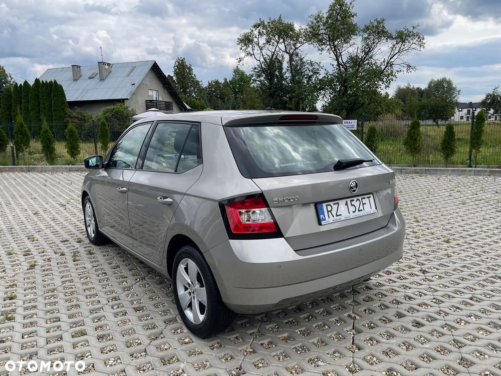 Skoda Fabia 1.2 TSI Ambition - 12