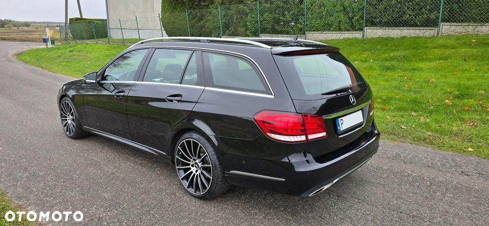 Mercedes-Benz Klasa E 220 CDI BlueEff Avantgarde - 3