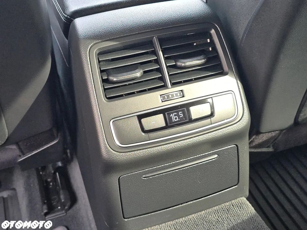 Audi A4 Avant 2.0 TDI S tronic - 37