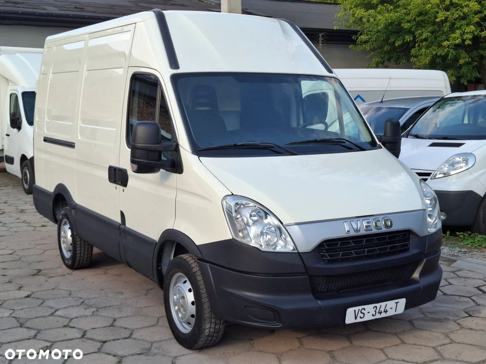 Iveco Daily 35S13 L2H2 ŚREDNIAK Klima HAK 3500KG - 1