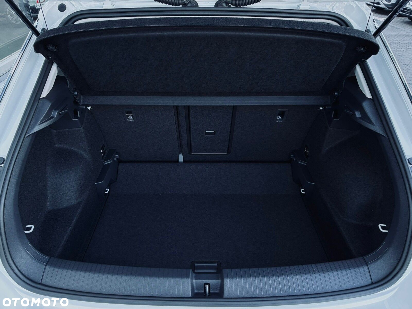 Volkswagen T-Roc - 26