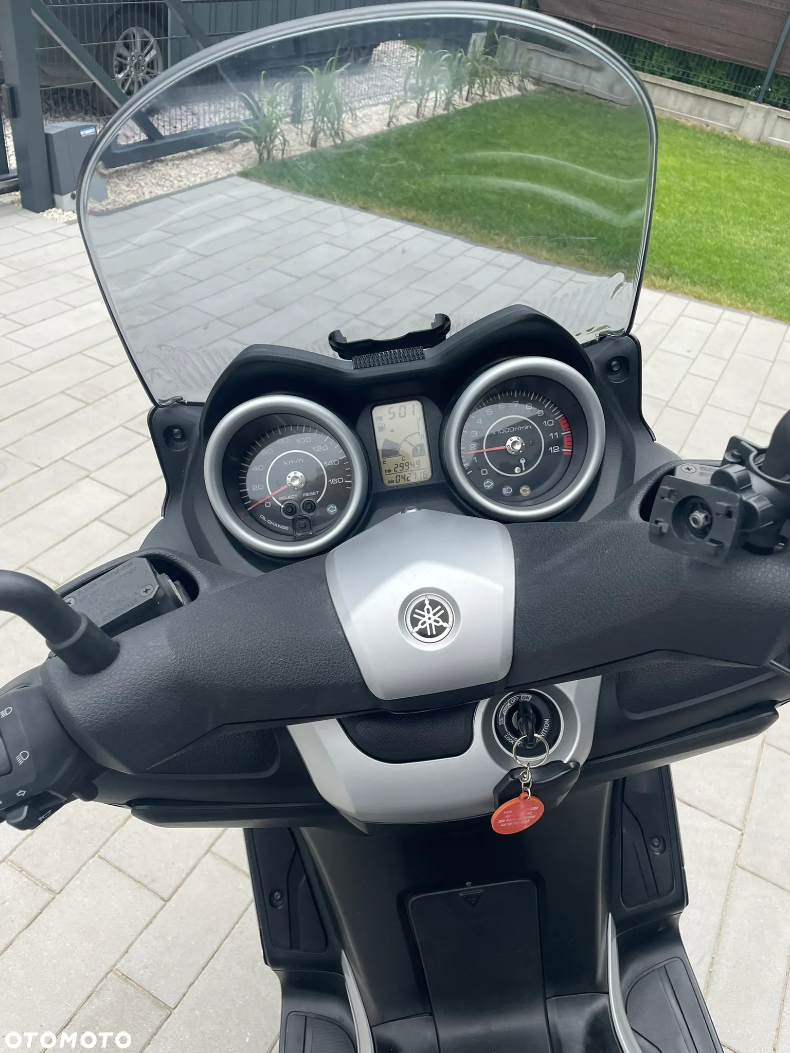 Yamaha X-max - 6