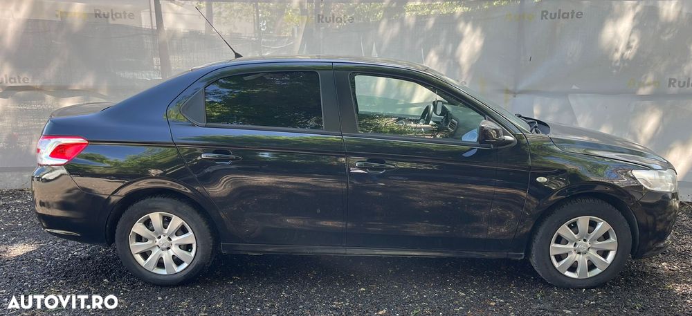 Peugeot 301 - 4