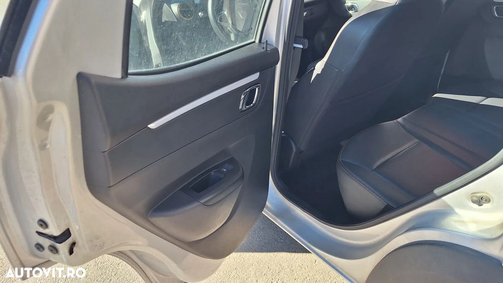 Dacia Spring ESSENTIAL - 14