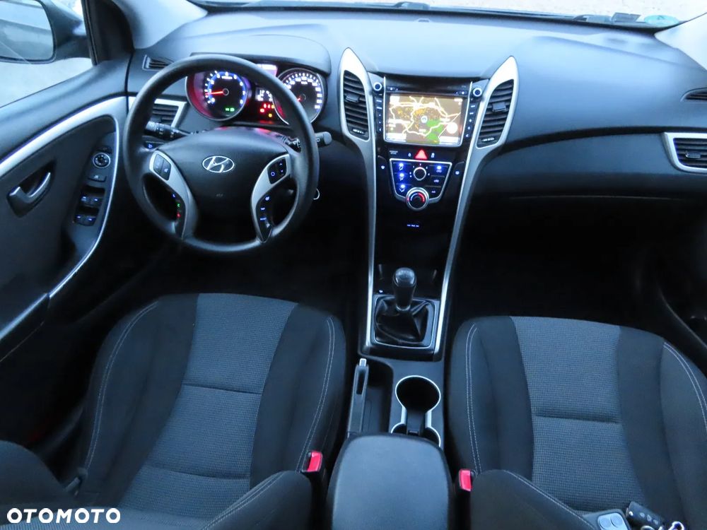 Hyundai i30 1.4 Trend - 10