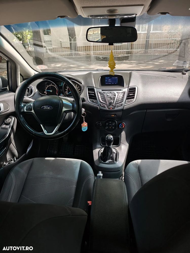 Ford Fiesta - 7