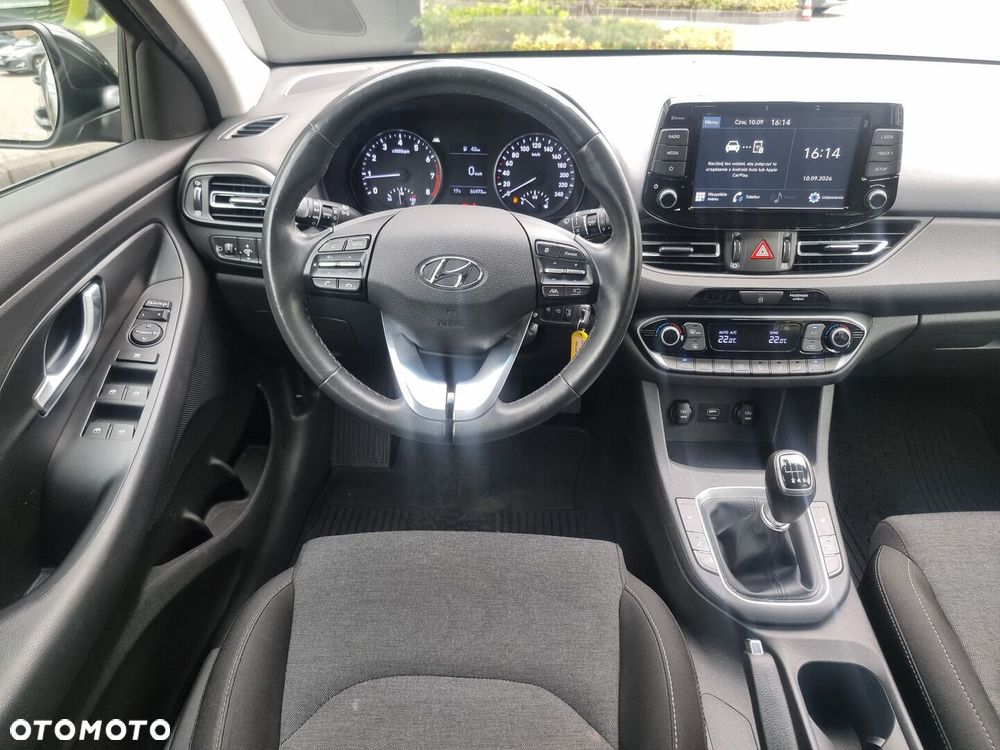 Hyundai i30 1.5 DPI Smart - 29