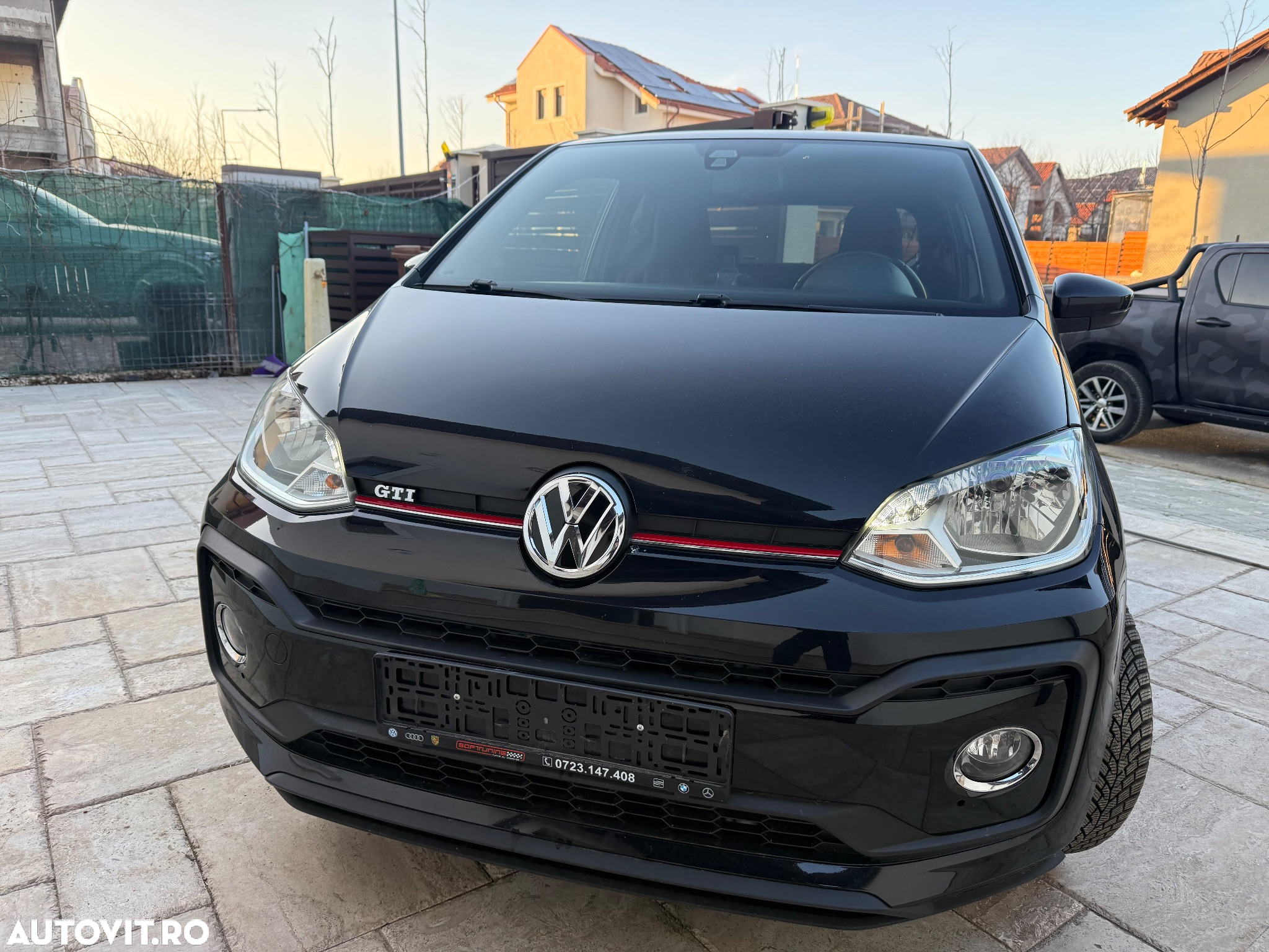 Volkswagen up! GTI - 3