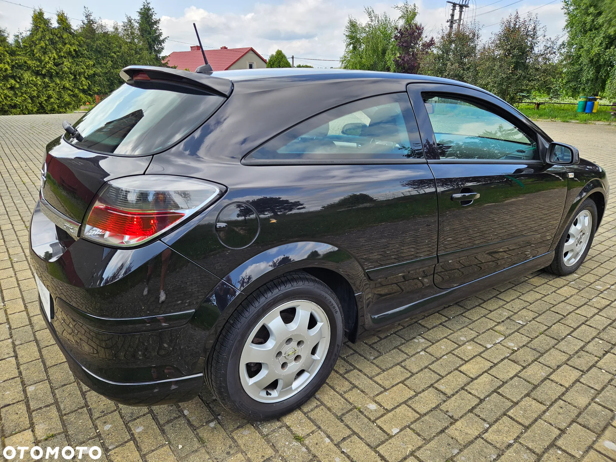 Opel Astra III GTC 1.7 CDTI 111 - 7