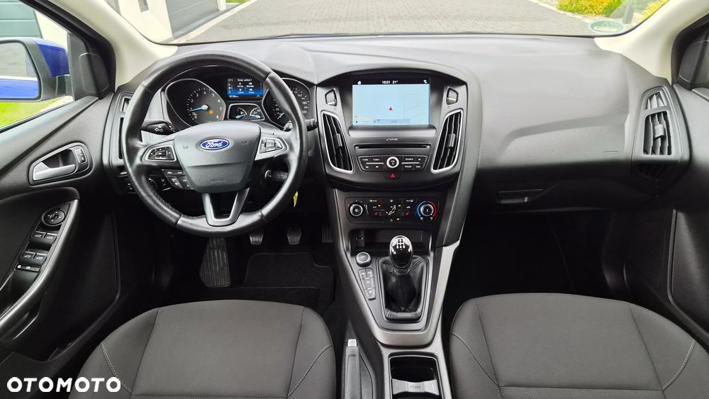 Ford Focus 1.0 EcoBoost Titanium - 6