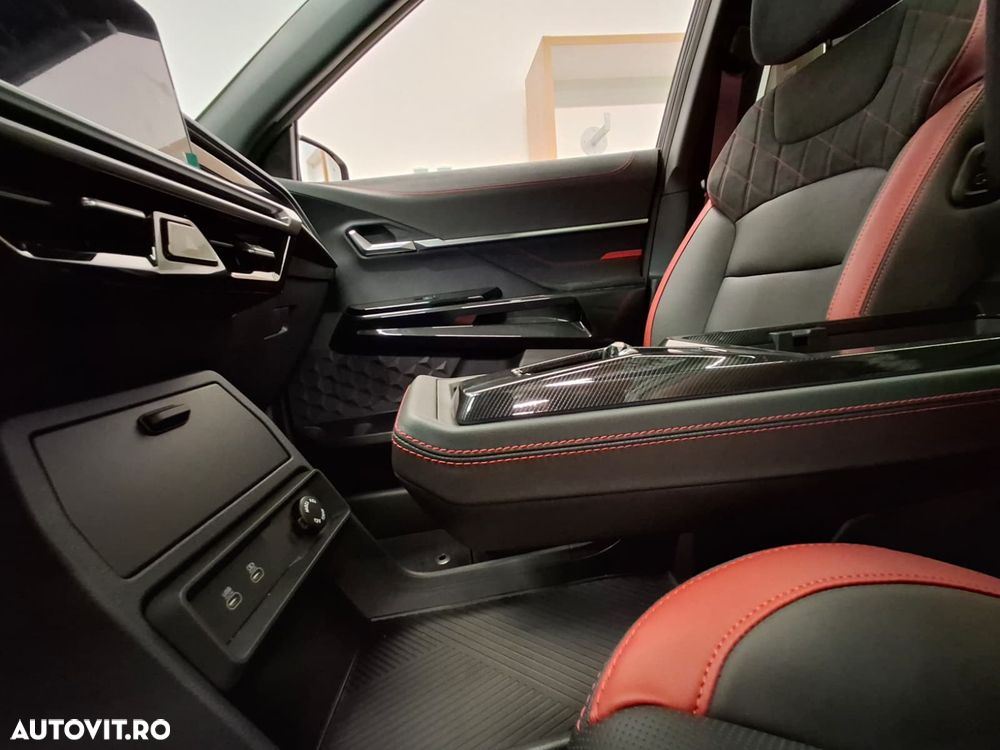 KG Mobility Actyon - 13