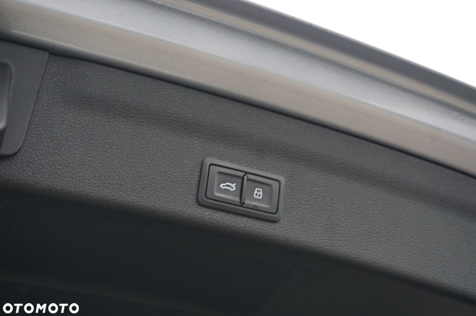 Audi A6 - 12