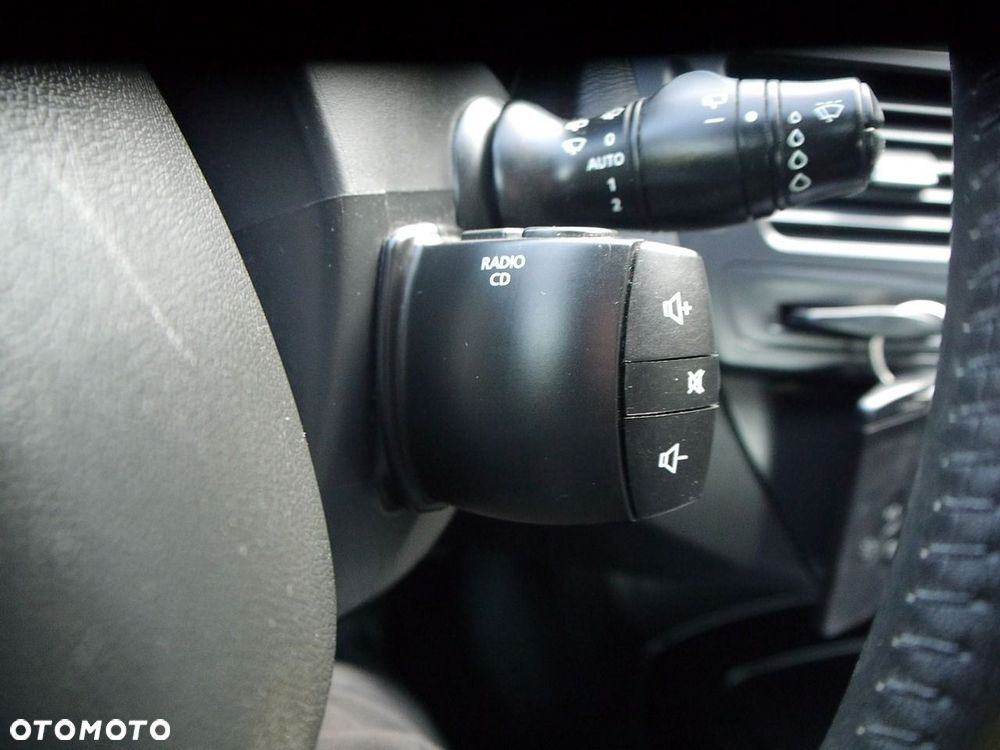 Renault Laguna 2.0 Authentique - 29