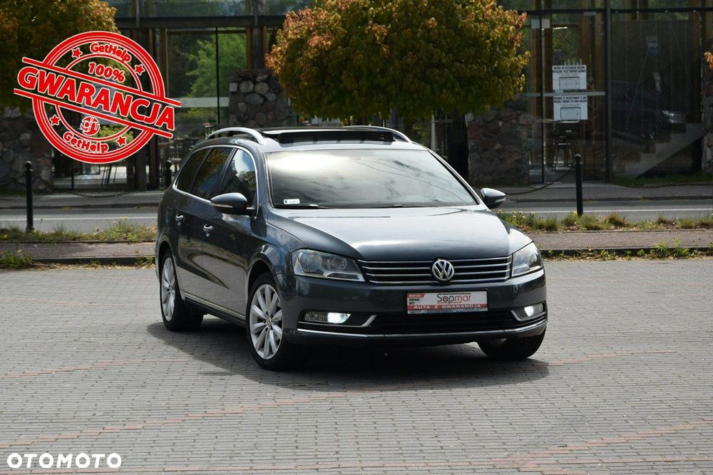 Volkswagen Passat - 1
