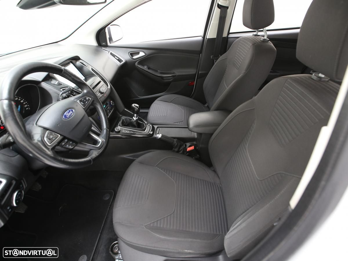 Ford Focus SW 1.5 TDCi Titanium - 7