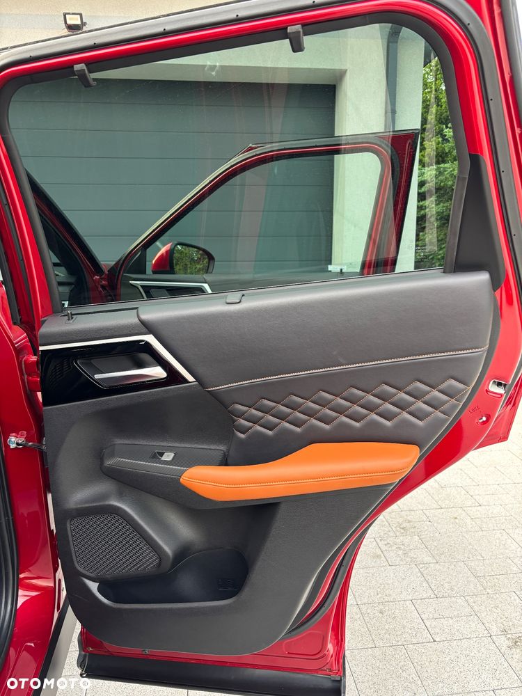 Mitsubishi Outlander - 26