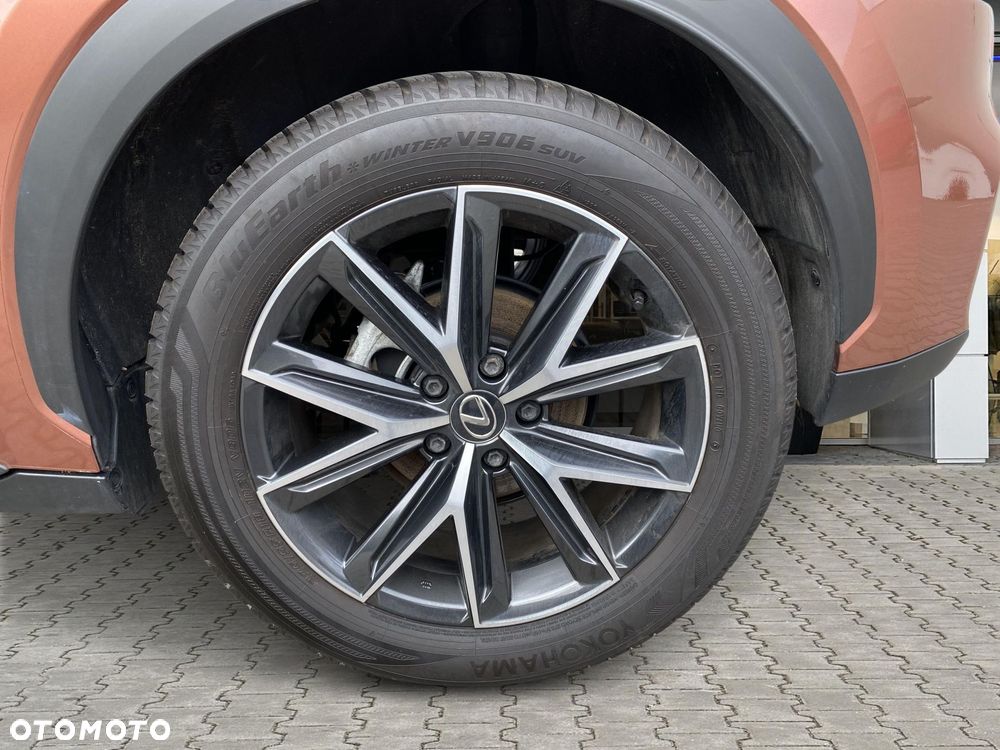 Lexus LBX 1.5 Hybrid Cool - 31