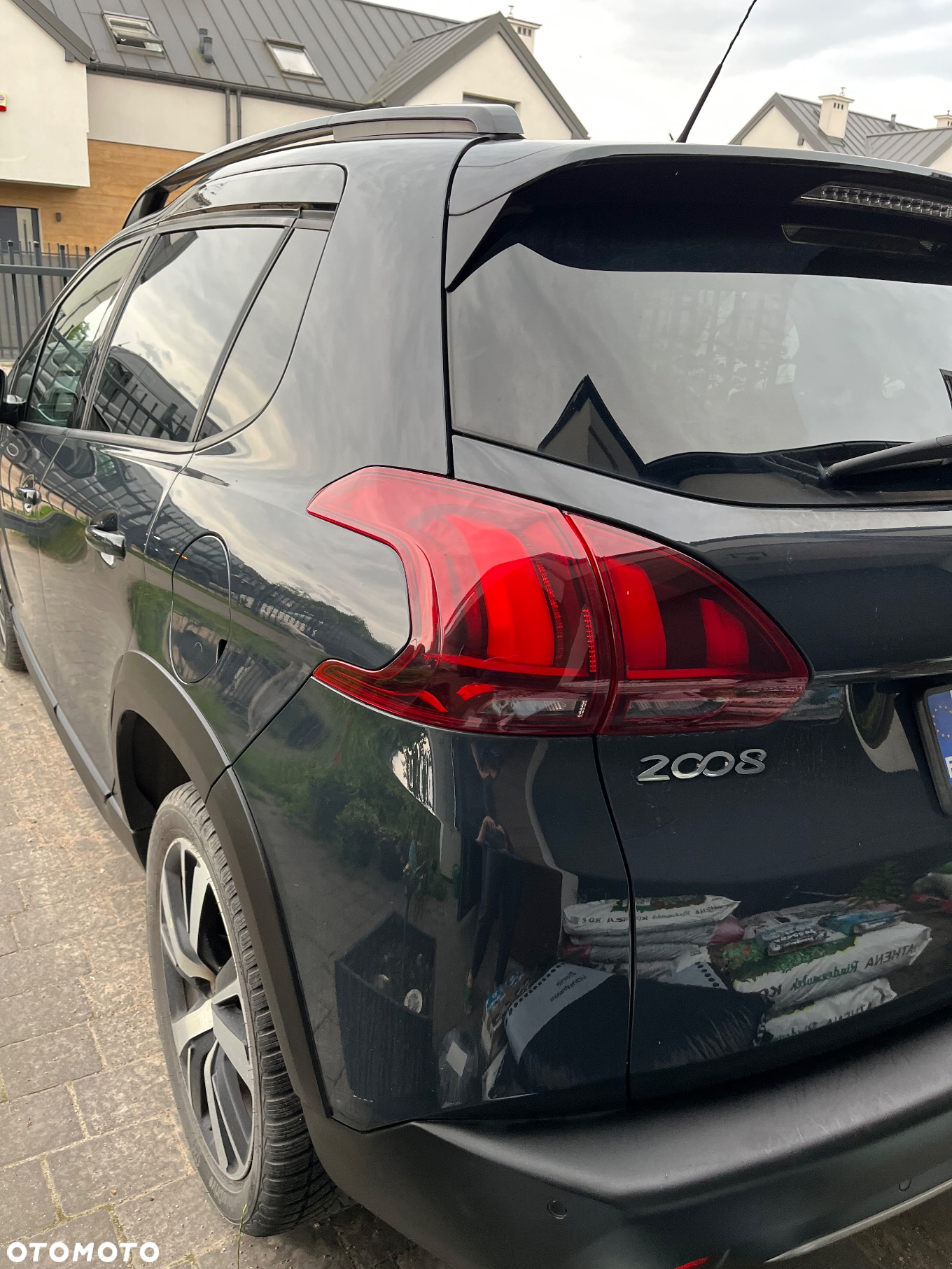 Peugeot 2008 PureTech 110 Stop&Start GT-Line Edition - 8