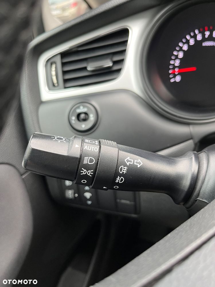 Kia Ceed 1.4 M - 27