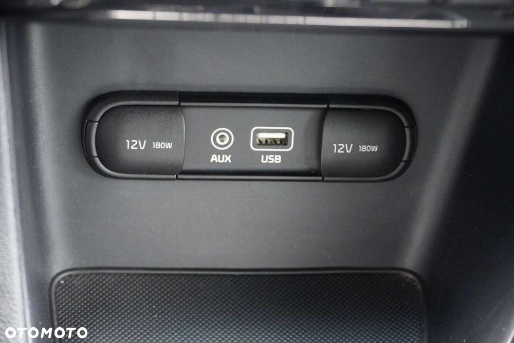 Kia Sportage - 16