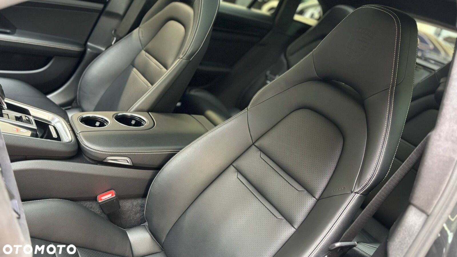 Porsche Panamera - 27