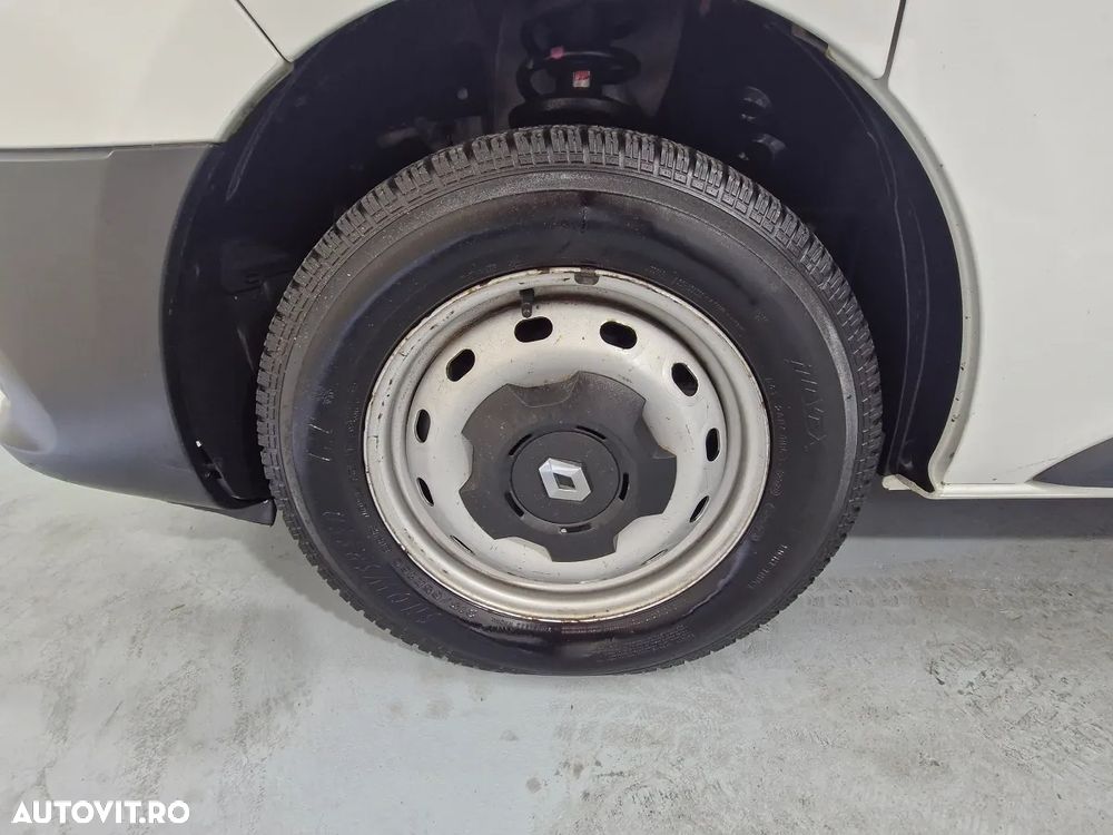 Renault TRAFIC - 4