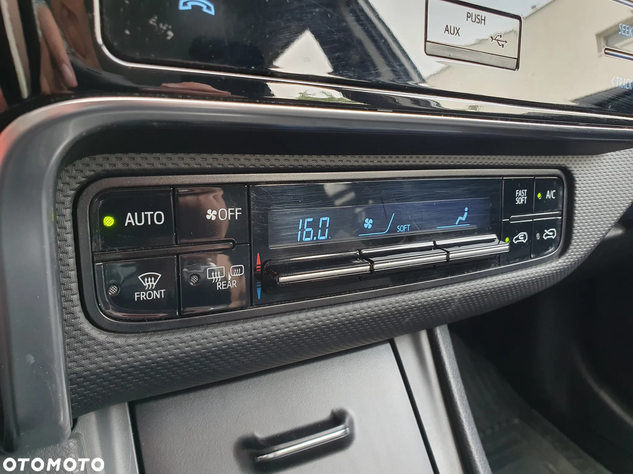 Toyota Auris 1.33 VVT-i Active - 29