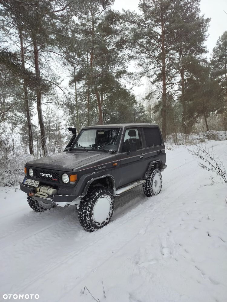 Toyota Land Cruiser - 7