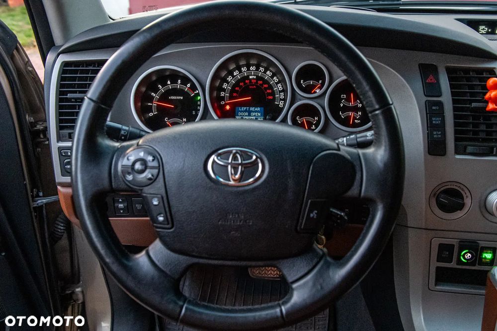 Toyota Tundra 5.7 4x4 Double Cab Limited - 13