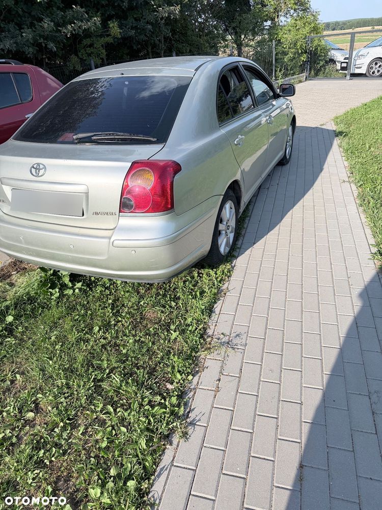Toyota Avensis 2.0 VVT-i Prestige - 1