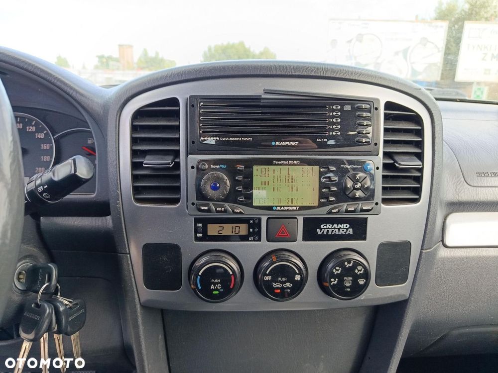 Suzuki Vitara - 18