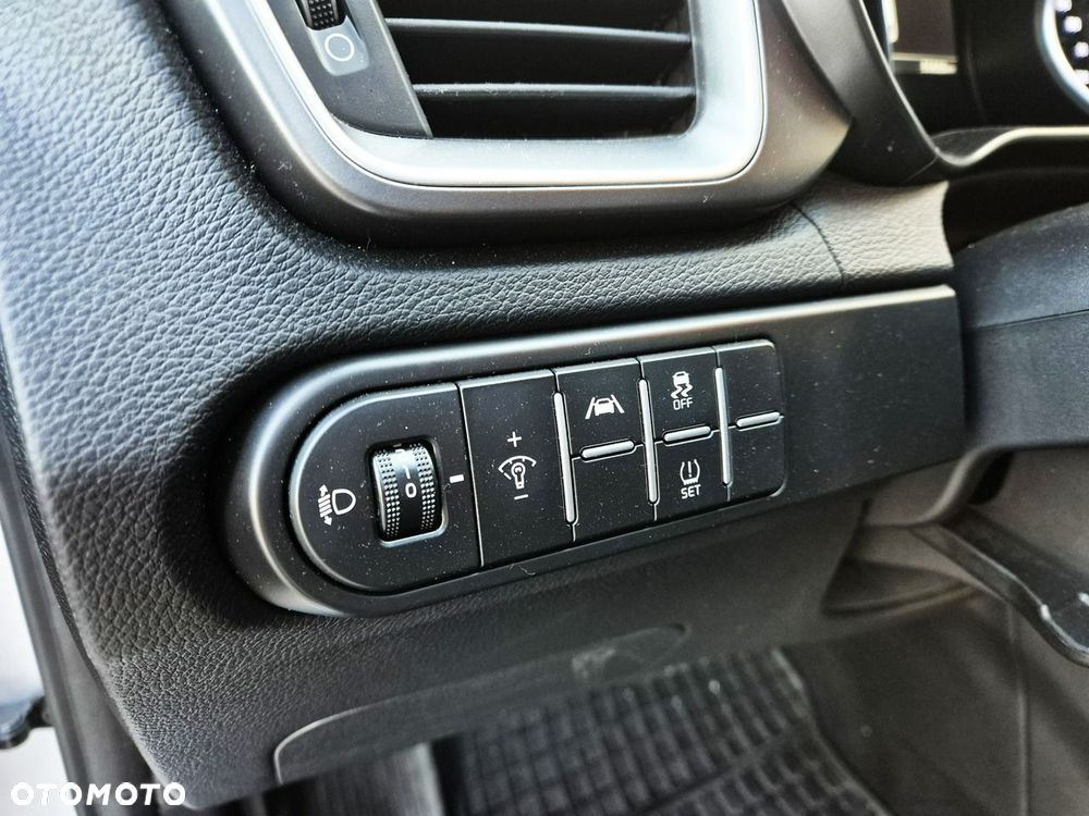 Kia Ceed 1.5 T-GDI M DCT - 14