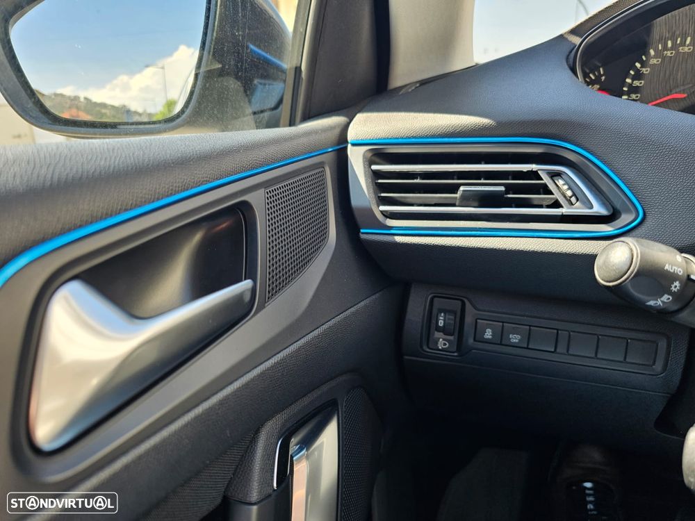 Peugeot 308 SW 1.6 BlueHDi Style - 9